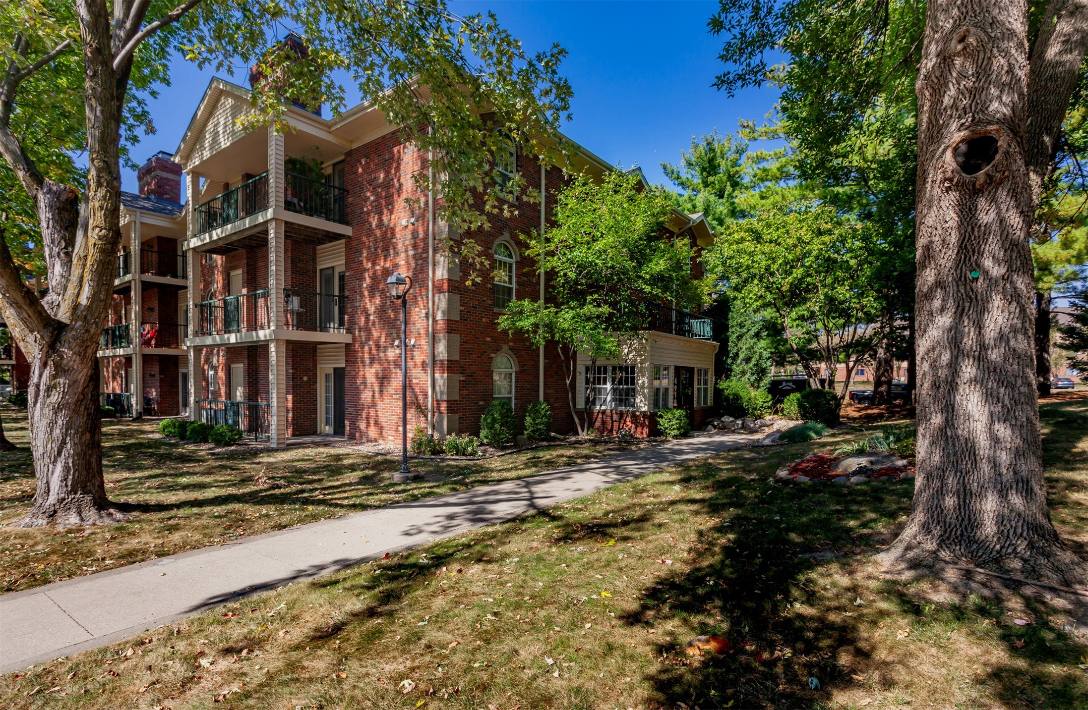 4910 Pleasant Street #12, West Des Moines, Iowa image 1