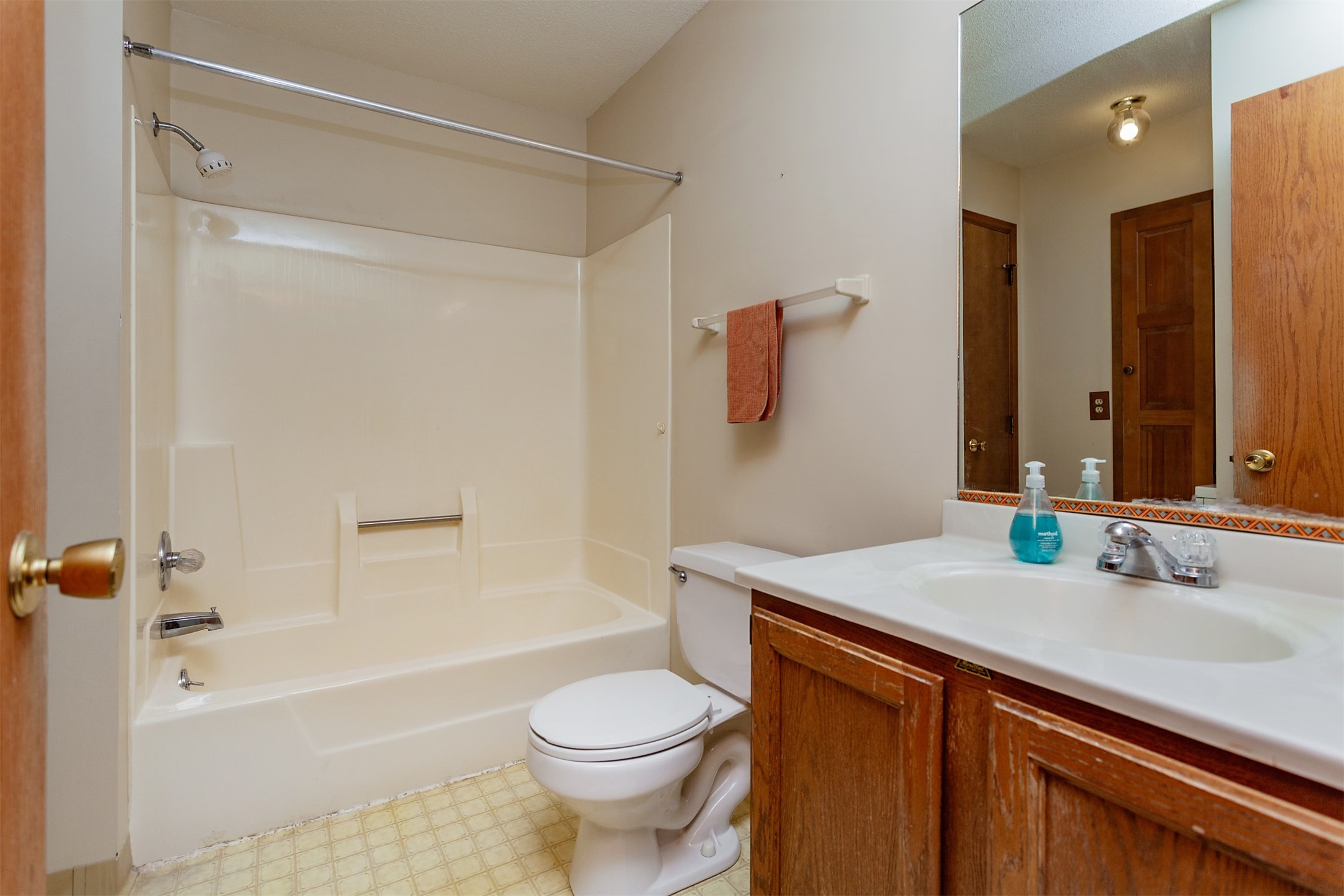 4910 Pleasant Street #12, West Des Moines, Iowa image 13