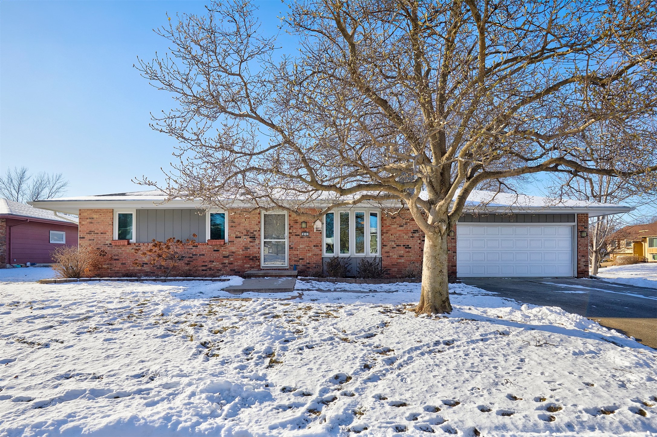 810 NW Westwood Street, Ankeny, Iowa image 1