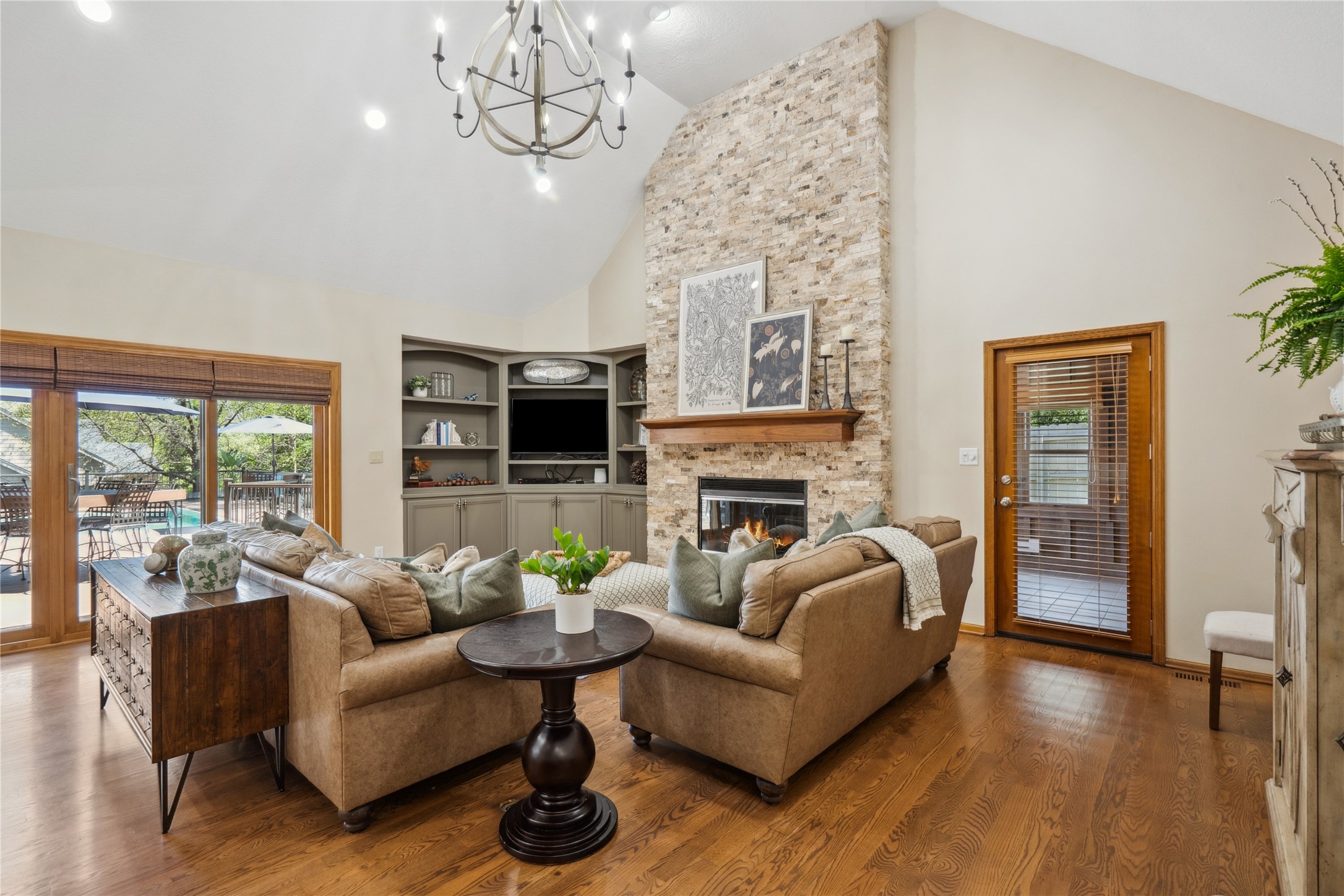 3127 Jordan Grove