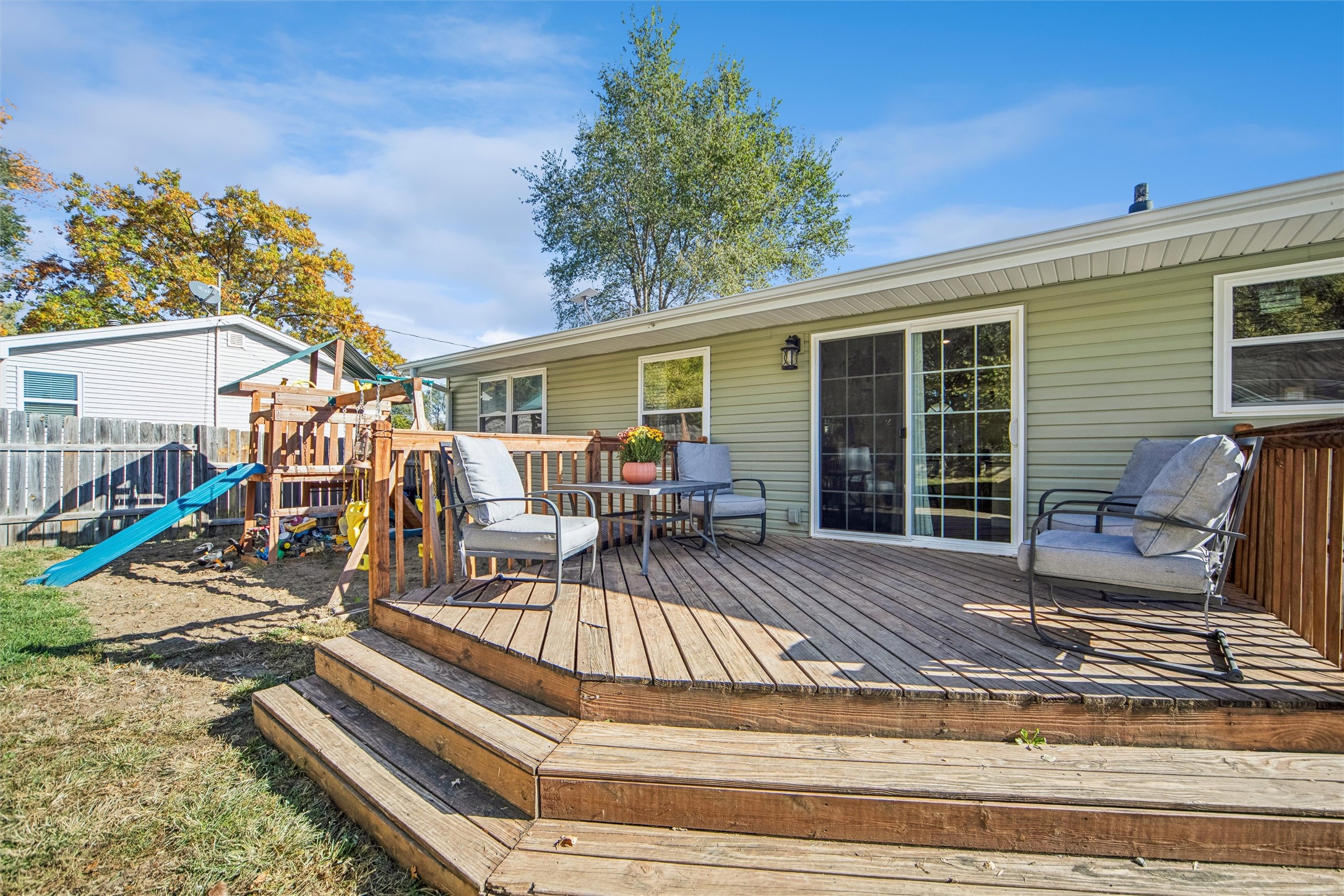 Martensdale, Iowa 50160, United States, 4 Bedrooms Bedrooms, ,2 BathroomsBathrooms,Residential,Active,232763