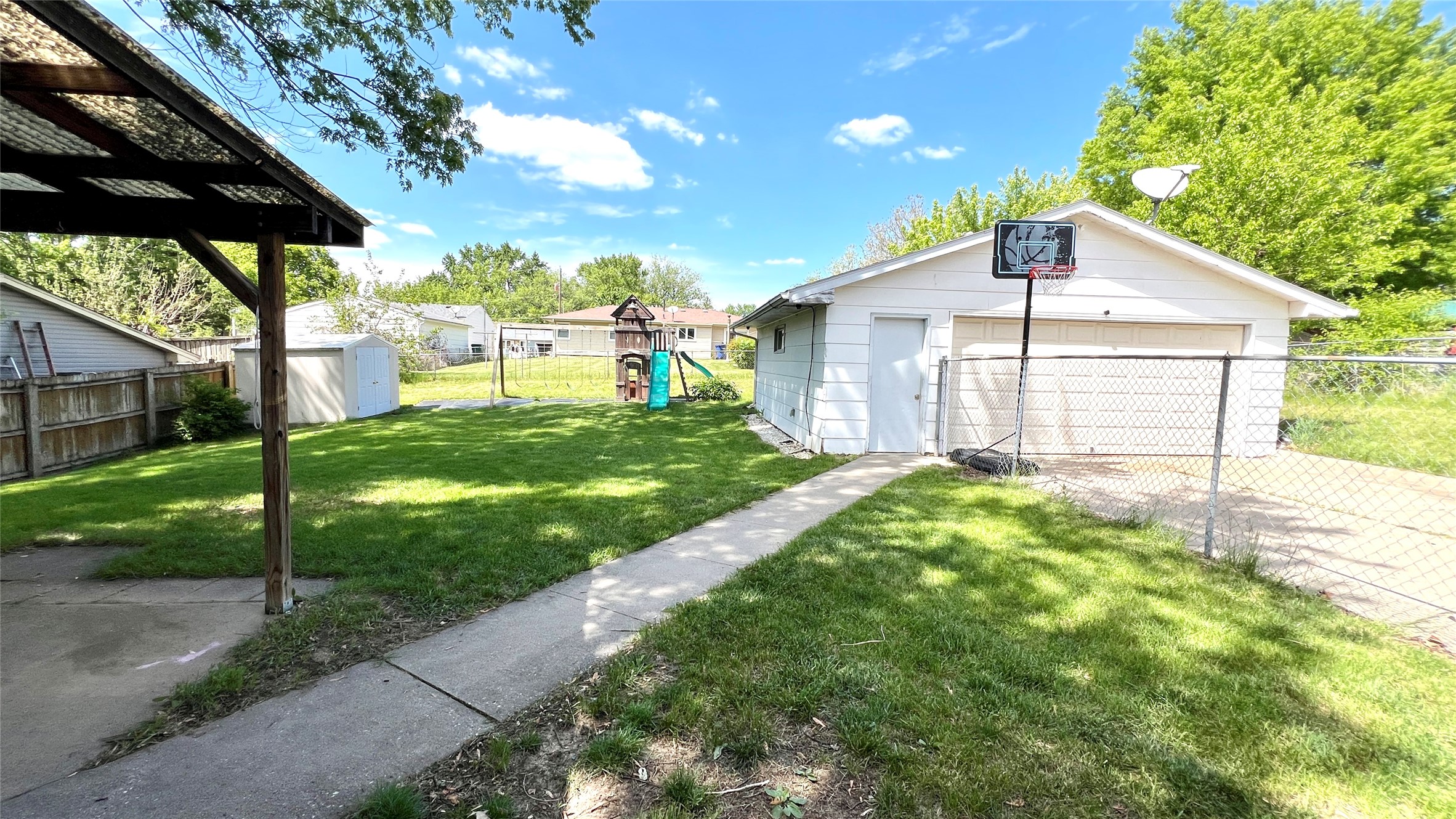 130 Greenfield Parkway, Des Moines, Iowa image 28