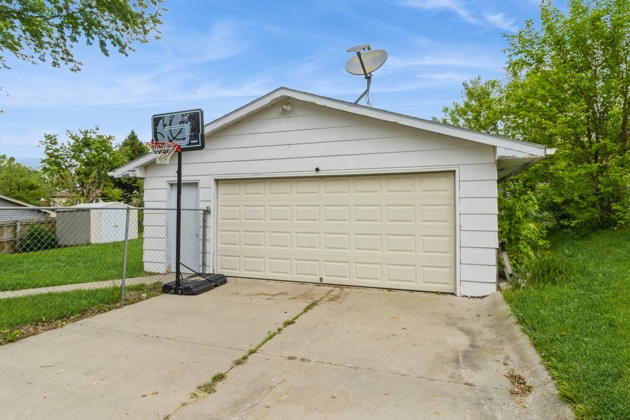 130 Greenfield Parkway, Des Moines, Iowa image 34