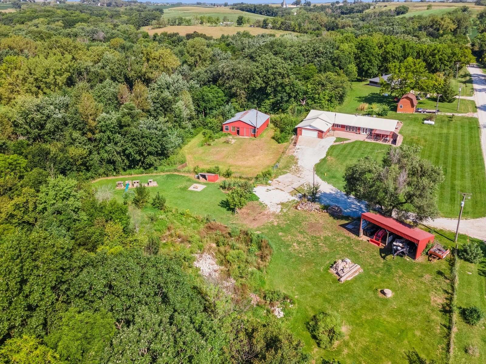1739 108th Place, Knoxville, Iowa image 5