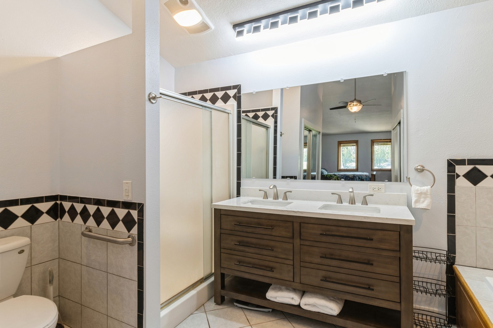 1739 108th Place, Knoxville, Iowa image 29