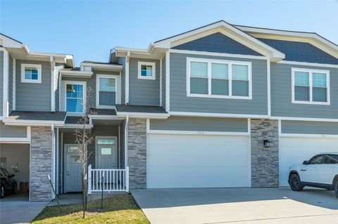 Condo For Sale - 1405 NE Mocking Bird Lane<br/> Grimes, IA 50111