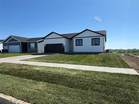 1677 20th Avenue SE Altoona IA 50009