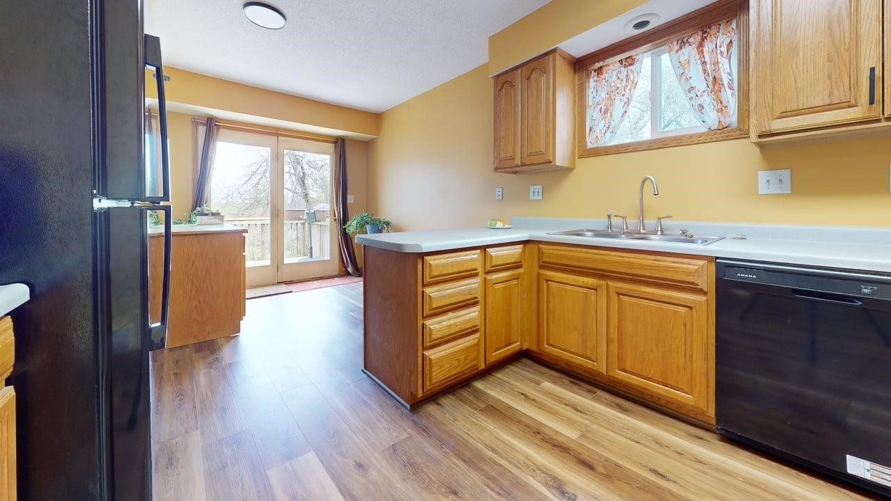 108 E Wall Avenue, Des Moines, Iowa image 4