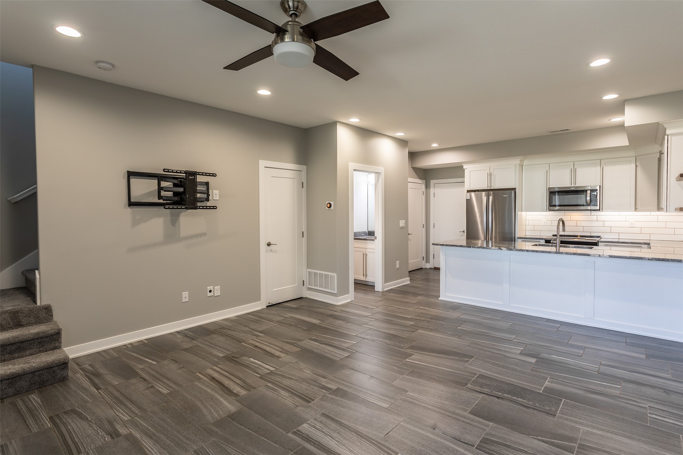 610 SE Westown Parkway