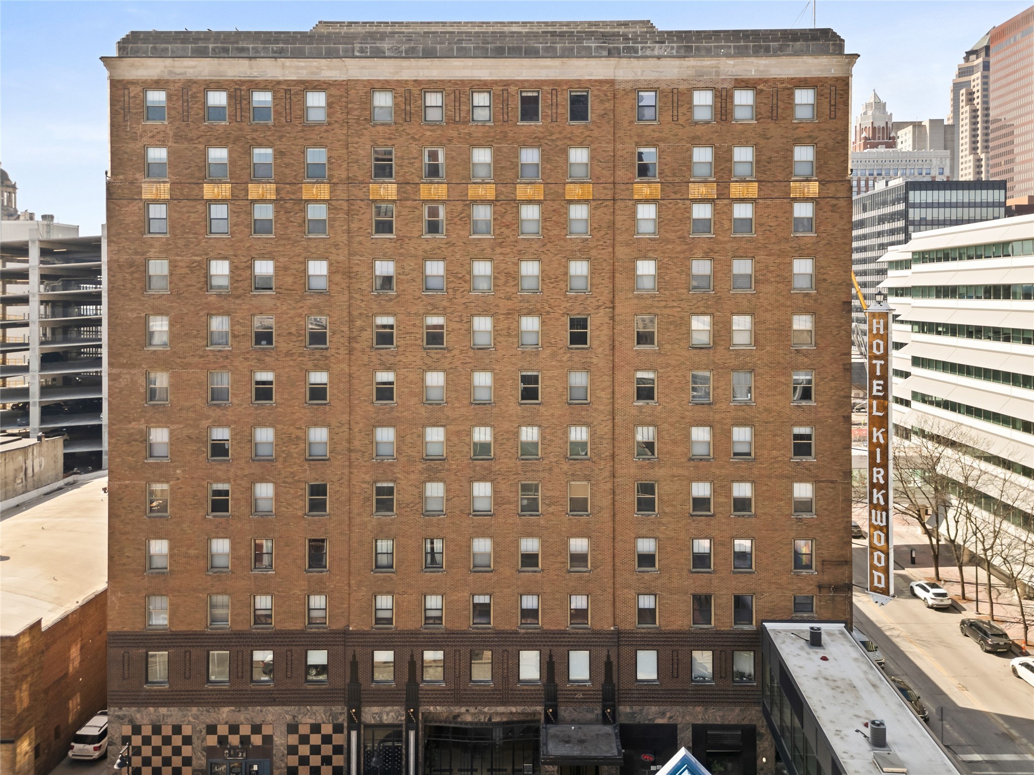 400 Walnut Street #1002, Des Moines, Iowa image 2