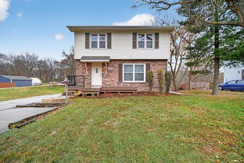 Homes For Sale - 323 E Broad Street<br/> Des Moines, IA 50315