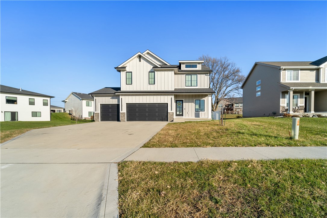 Photo 1 of 35 — 5429 150th Street, Urbandale, IA 50323
