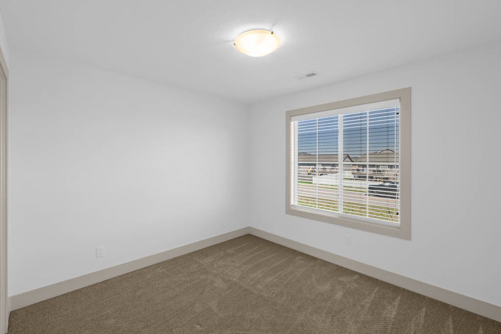 709 Spruce Street, Bondurant, Iowa image 20