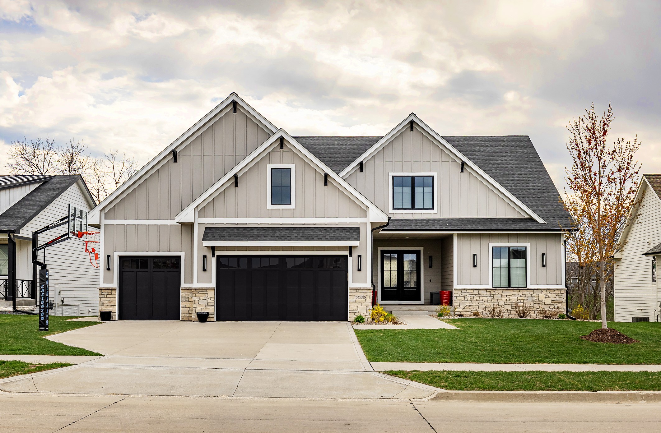 3536 NW 178th Street, Clive, Iowa image 1