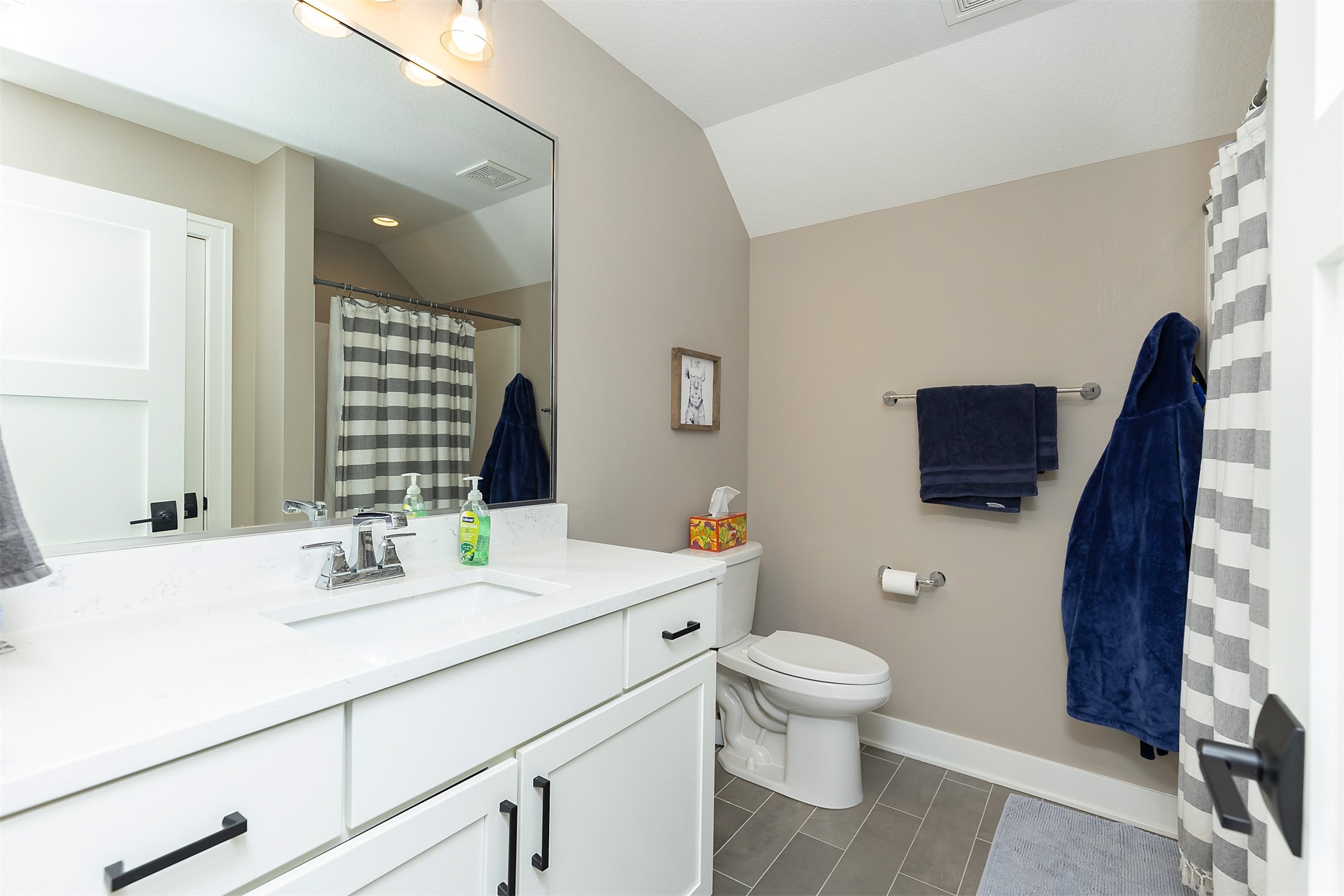 3536 NW 178th Street, Clive, Iowa image 30