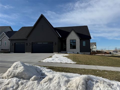 6112 NE Oak Drive Ankeny IA 50021