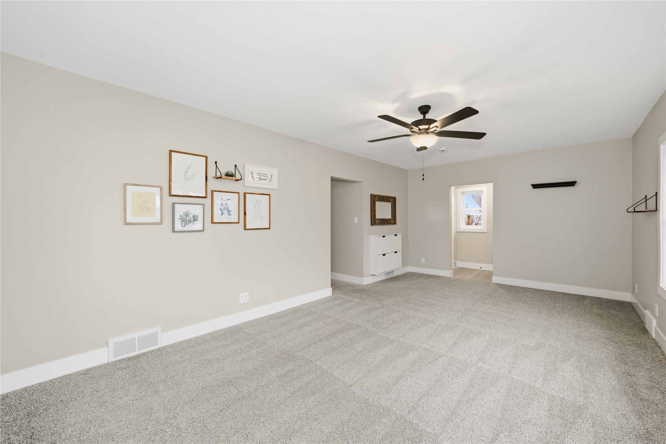 2757 Easton Boulevard