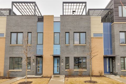 121 E Center Street Des Moines IA 50309