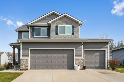 9019 Cody Drive West Des Moines IA 50266