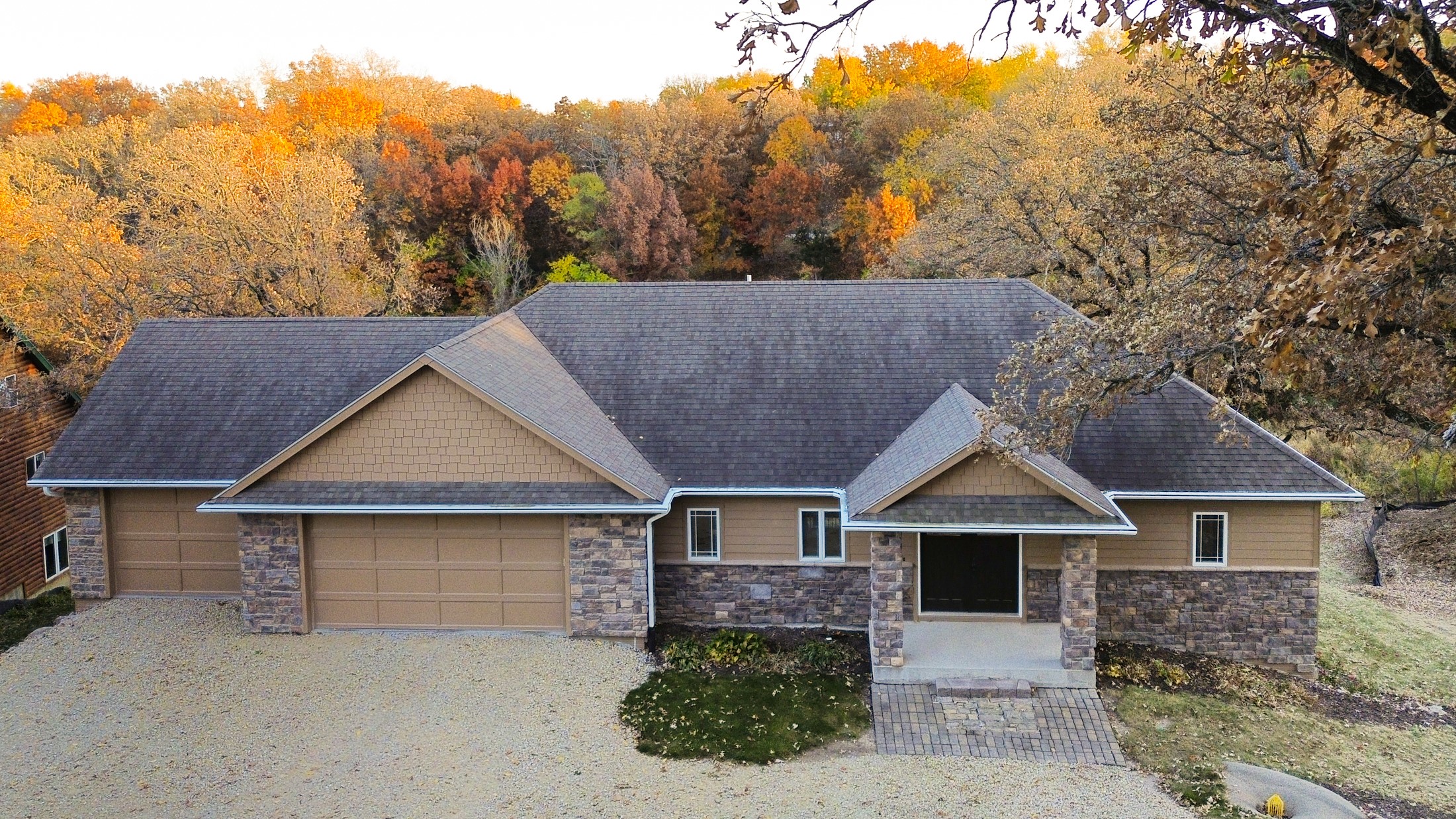 8121 Oak Ridge Drive, Dexter, Iowa image 1