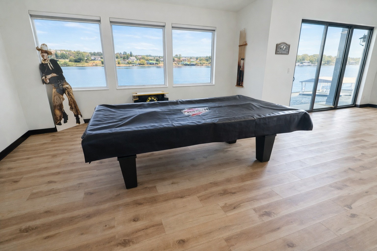 Ellston, Iowa, 50074, United States, 3 Bedrooms Bedrooms, ,3 BathroomsBathrooms,Residential,Active,2017083