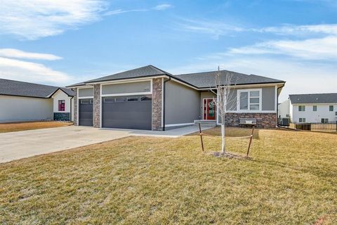 Homes For Sale - 2590 Serenity Drive<br/> Dallas County, Waukee, IA 50263