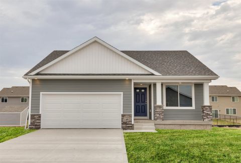 Homes For Sale - 1509 Maple Street<br/> Granger, IA 50109