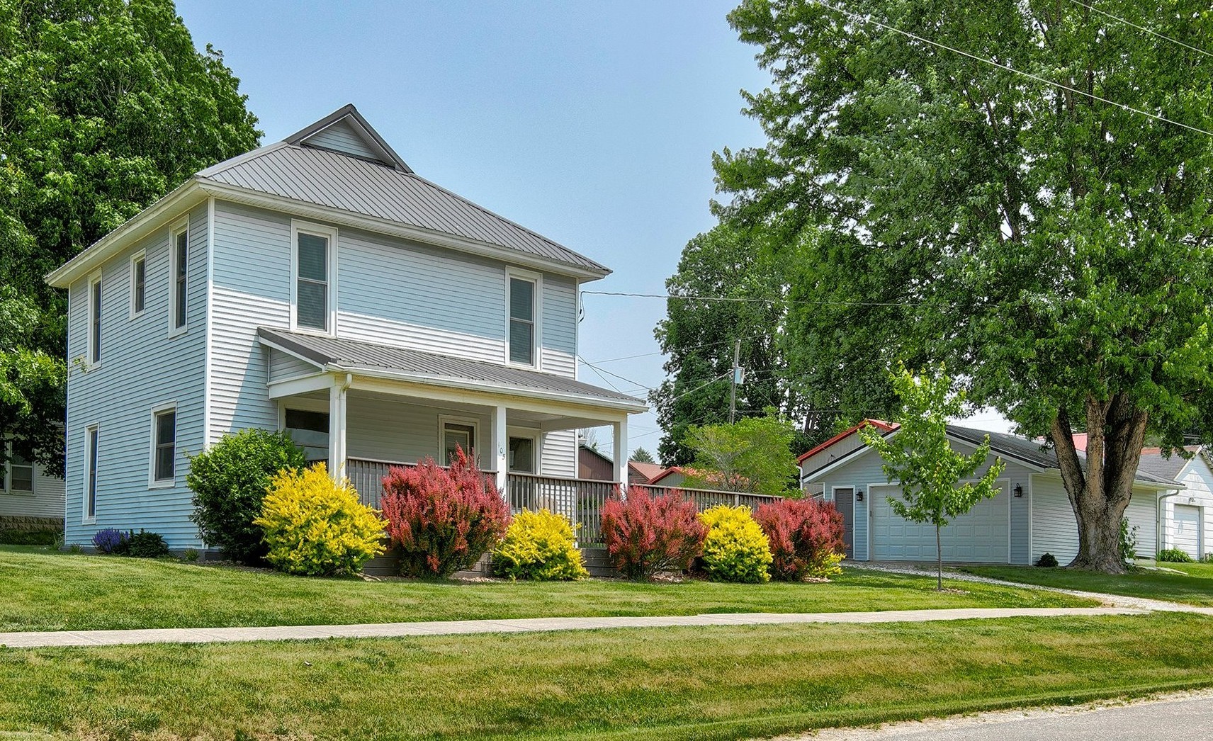 105 E Lacona Street, Lacona, Iowa image 1