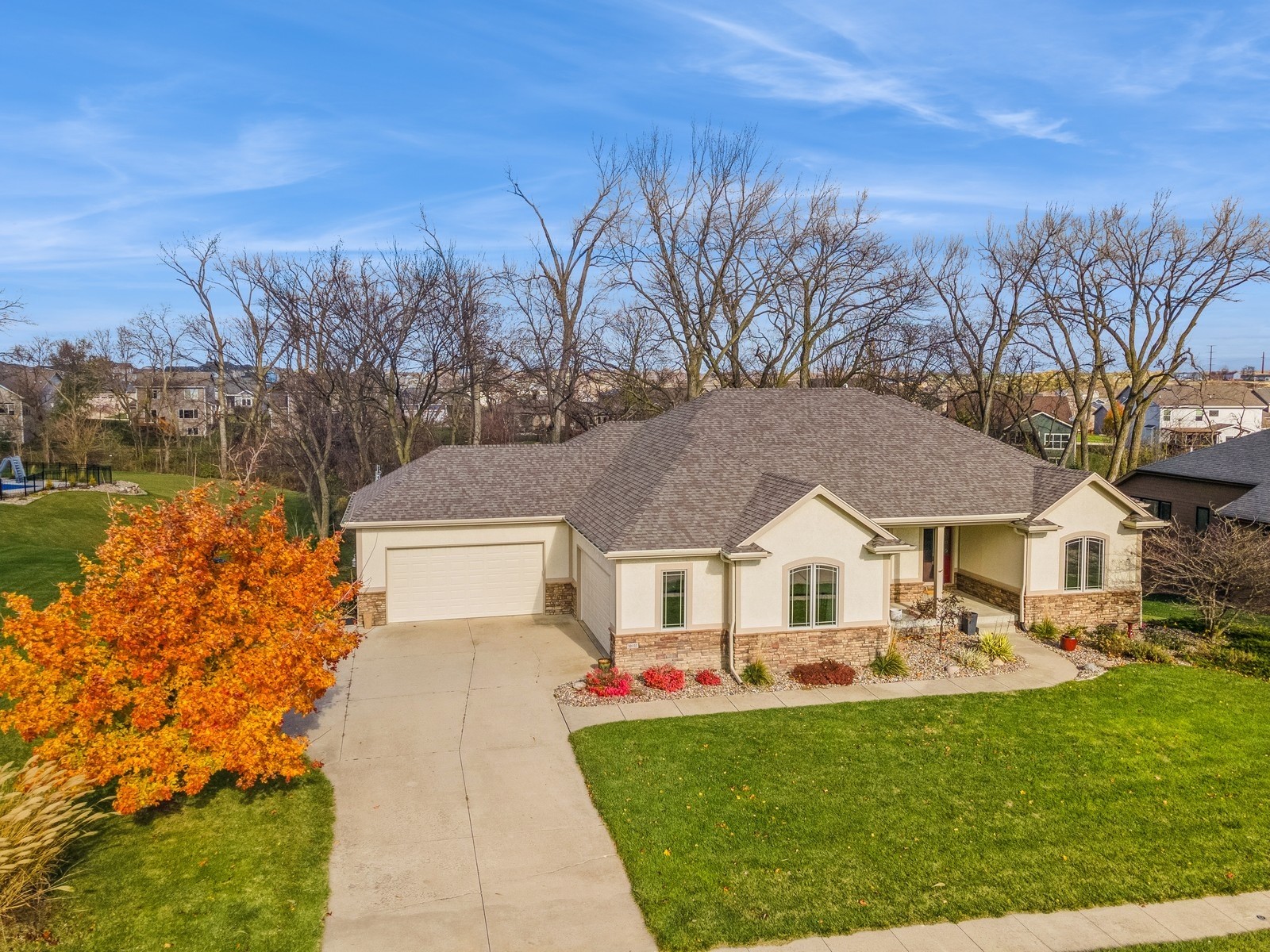 16111 Plum Drive, Urbandale, Iowa image 31