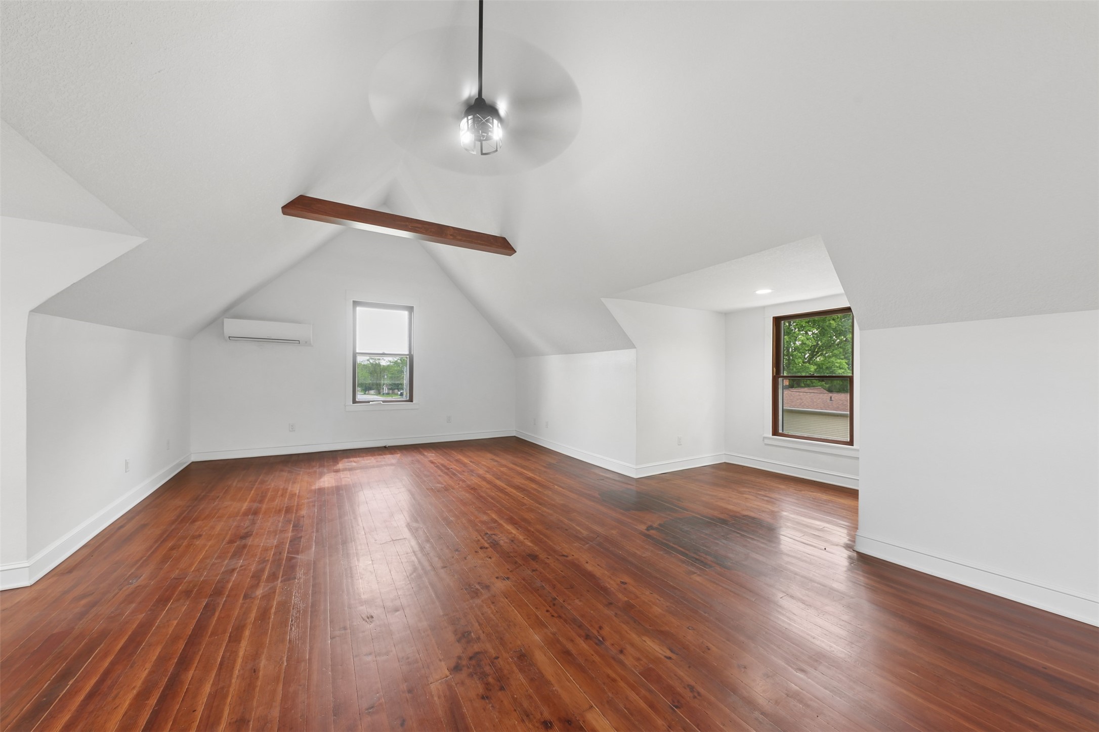 4400 NW 6th Drive