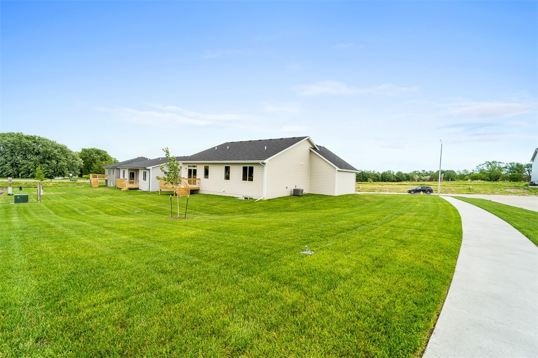 10027 NW 68th Avenue, Johnston, Iowa image 35