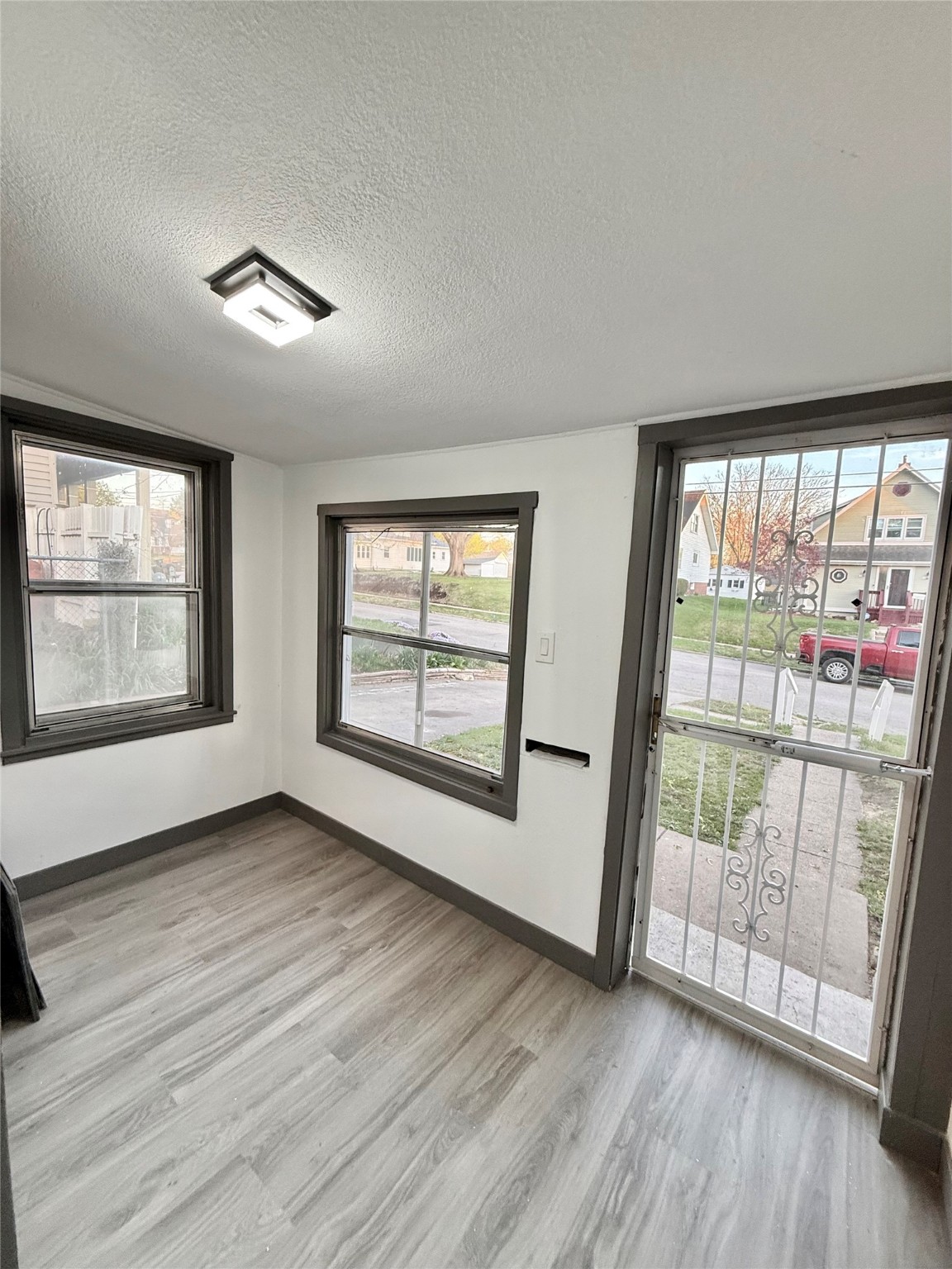 928 Morton Avenue, Des Moines, Iowa image 17