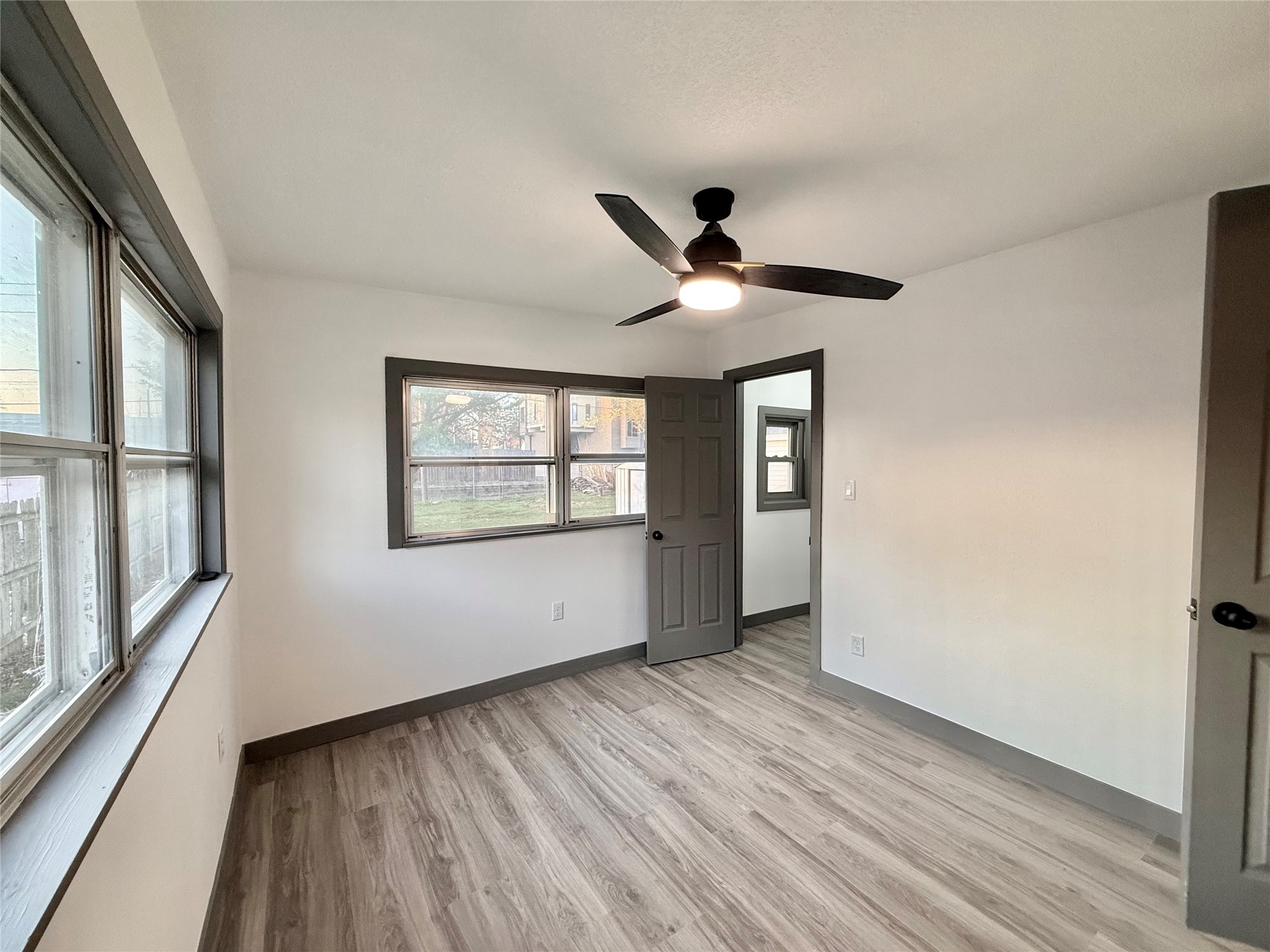 928 Morton Avenue, Des Moines, Iowa image 13