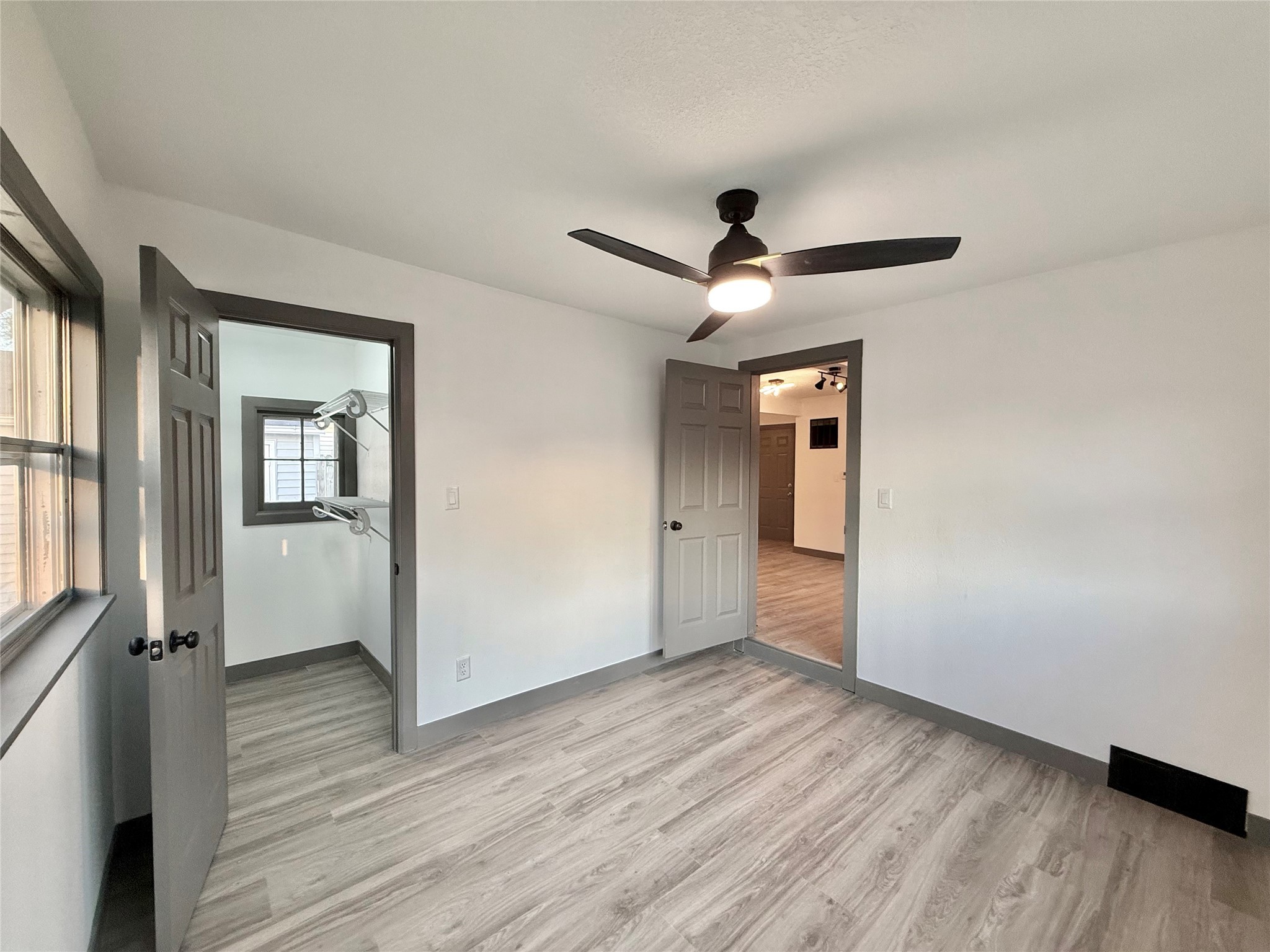 928 Morton Avenue, Des Moines, Iowa image 14