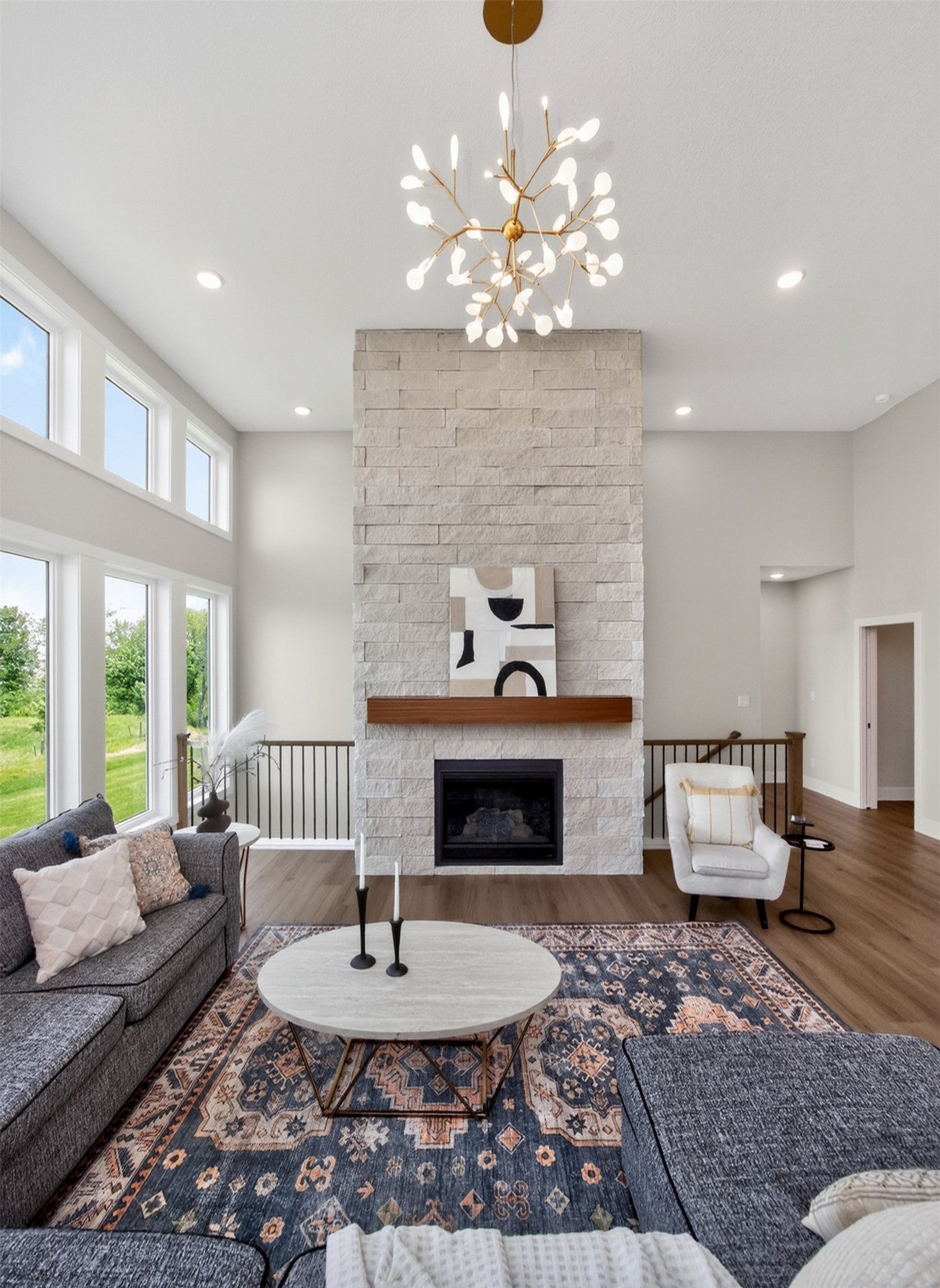 Urbandale, Iowa, 50323, United States, 5 Bedrooms Bedrooms, ,5 BathroomsBathrooms,Residential,Active,2017880