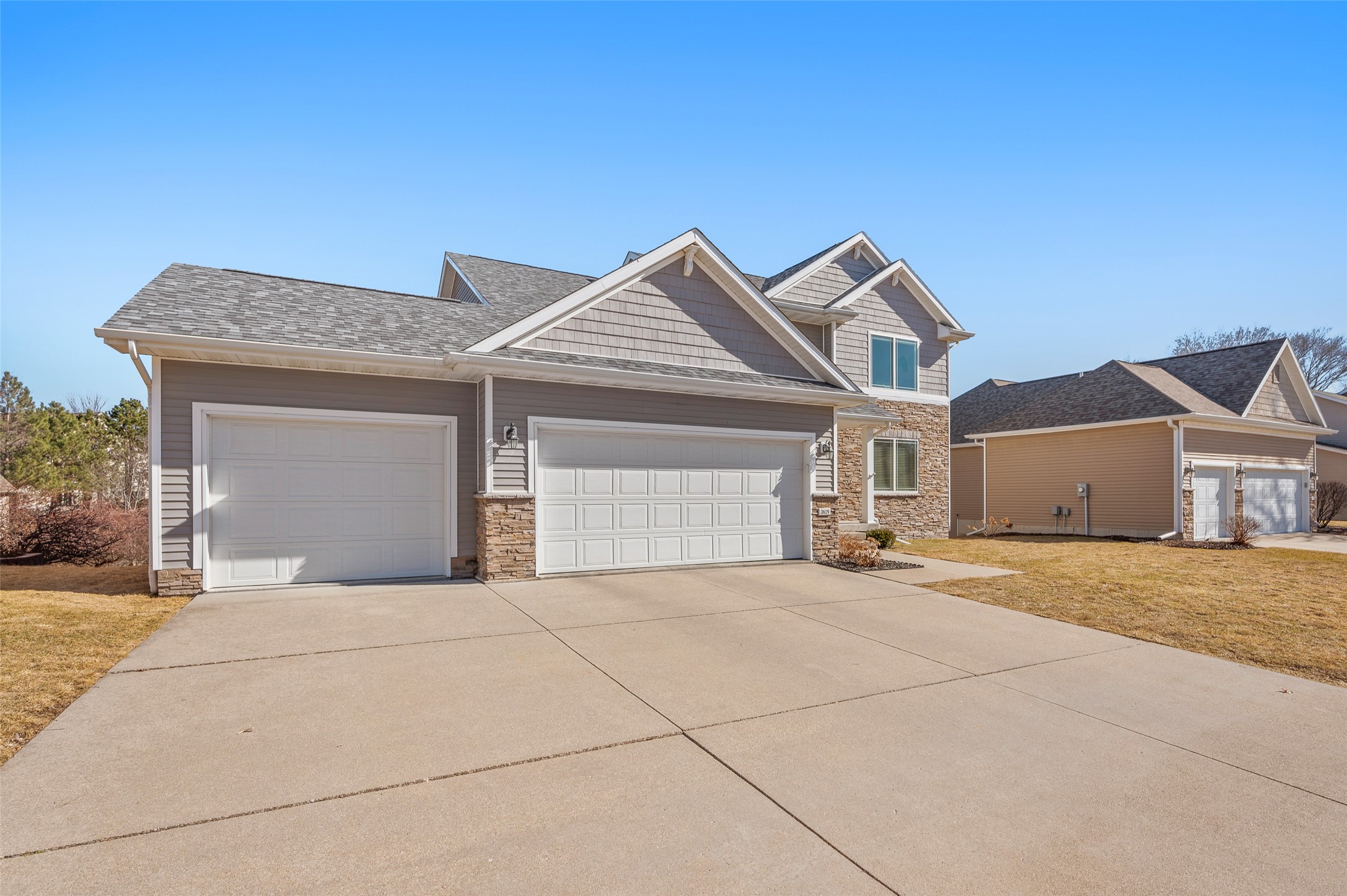 3619 Brook Run Drive, Des Moines, Iowa image 4