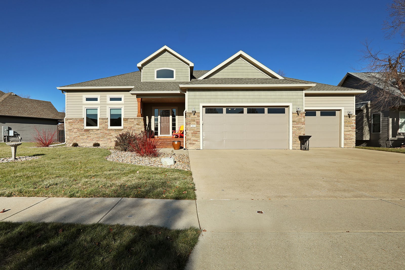 811 NW Boulder Point Place, Ankeny, Iowa image 1