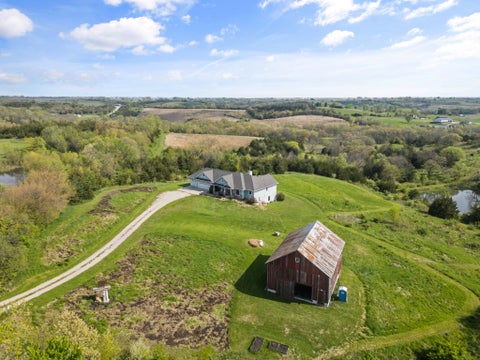 Homes For Sale - 1582 N River Trail<br/> Winterset, IA 50273