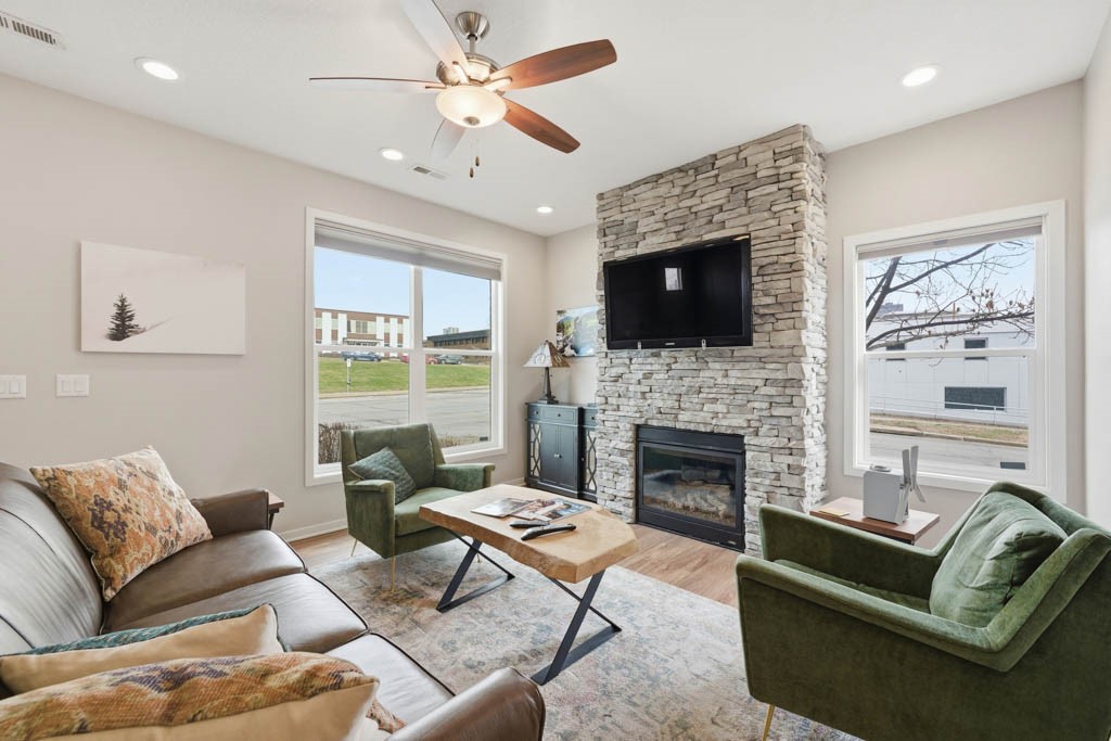 1604 Ingersoll Avenue