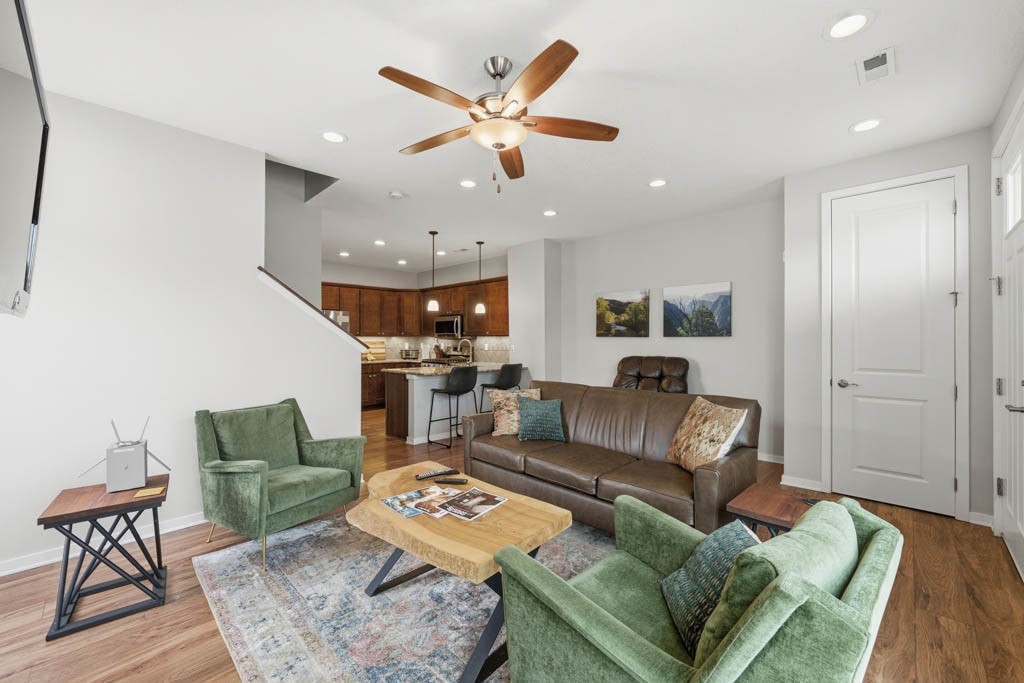 1604 Ingersoll Avenue