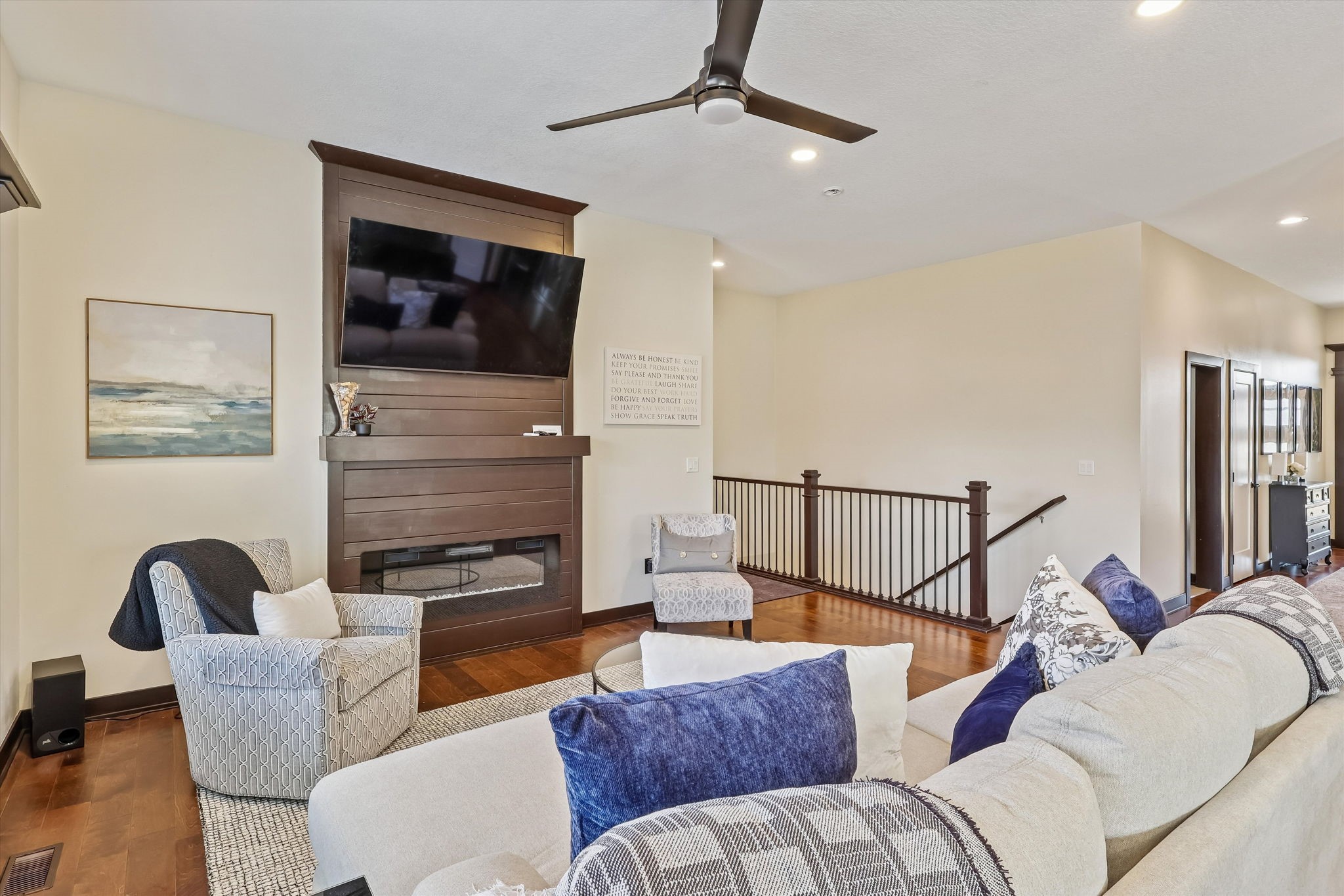 1904 NW Prairie Creek Drive