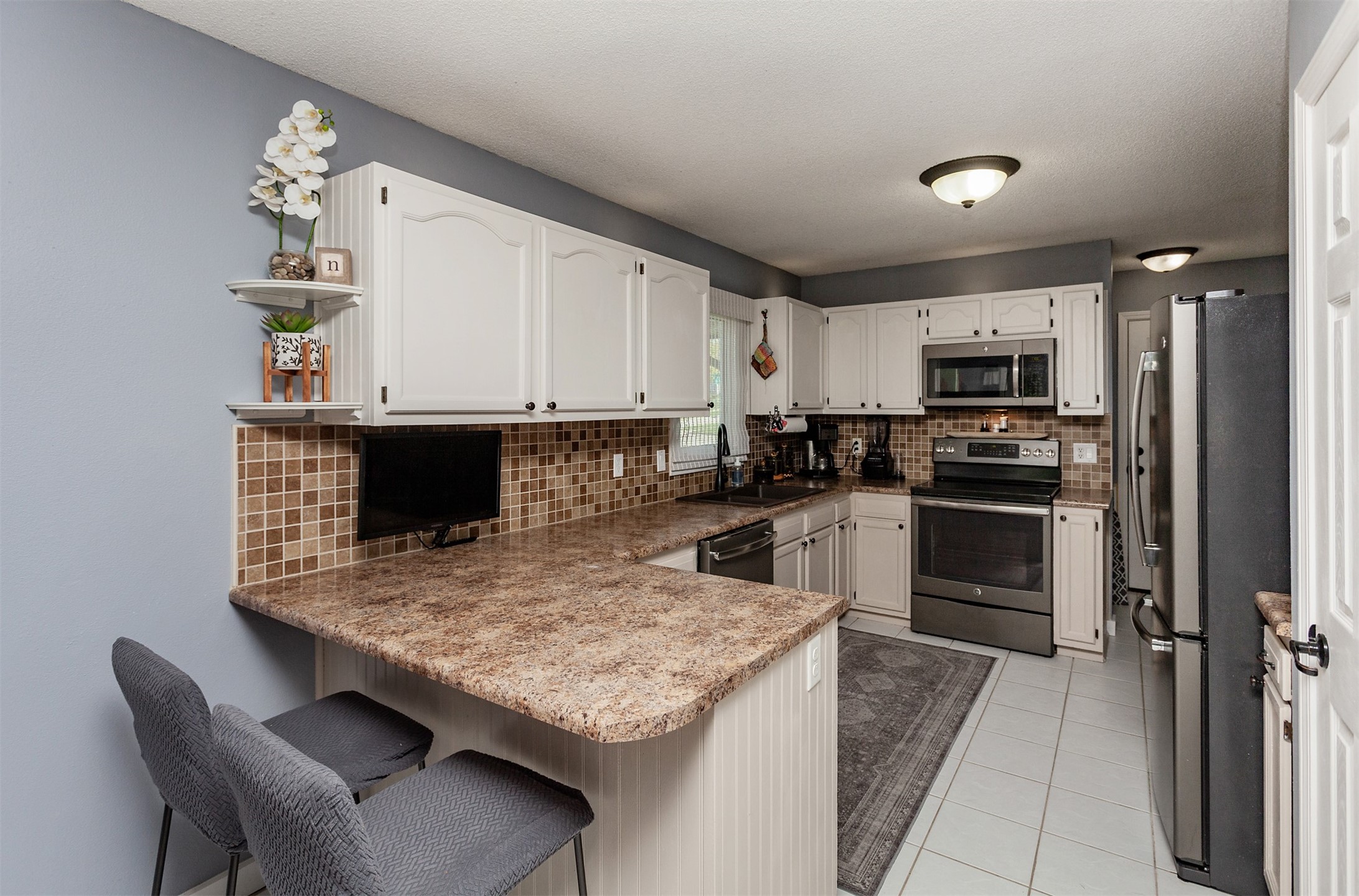 448 53rd Place, West Des Moines, Iowa image 4