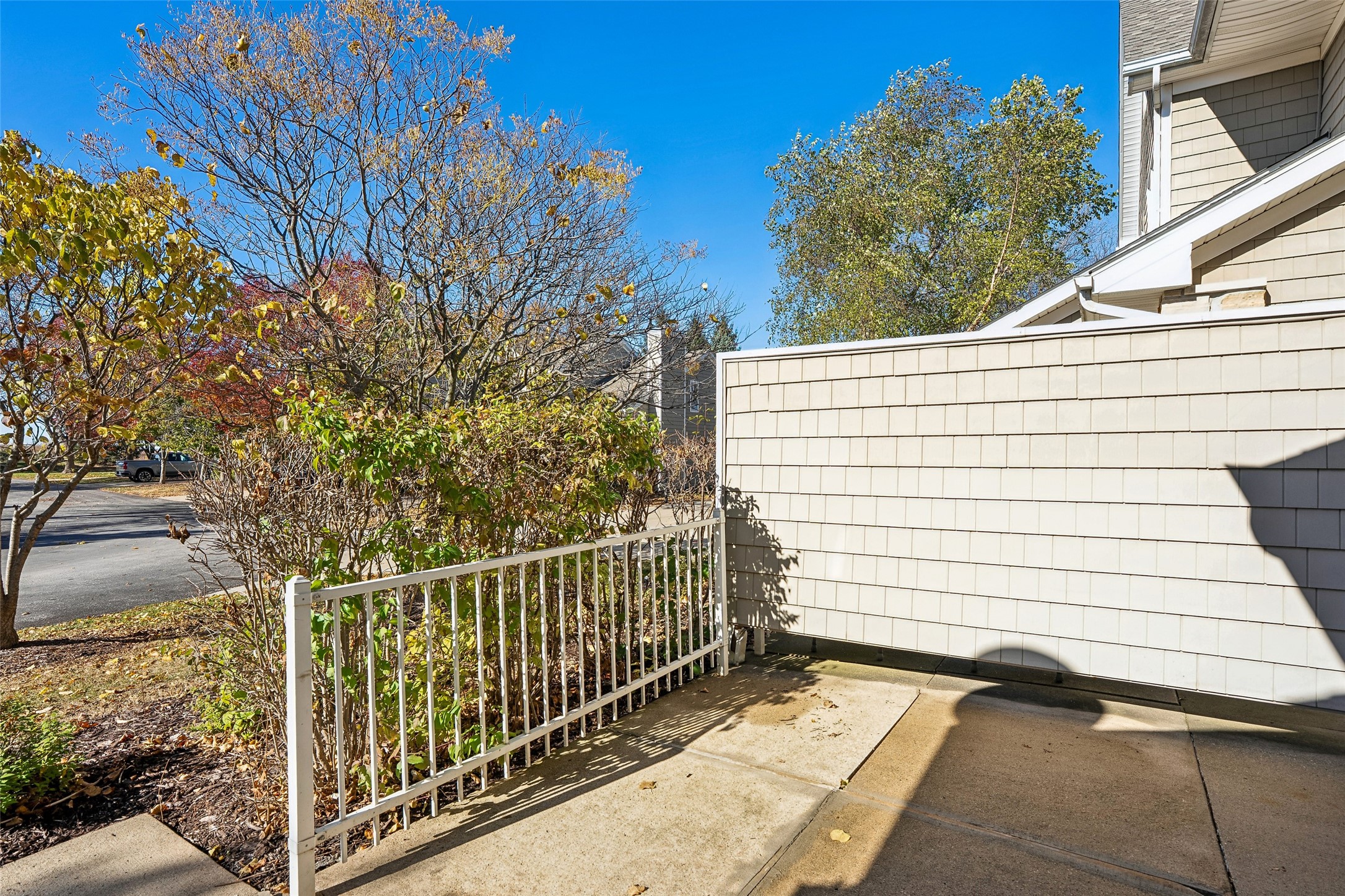 811 Burr Oaks Drive 603