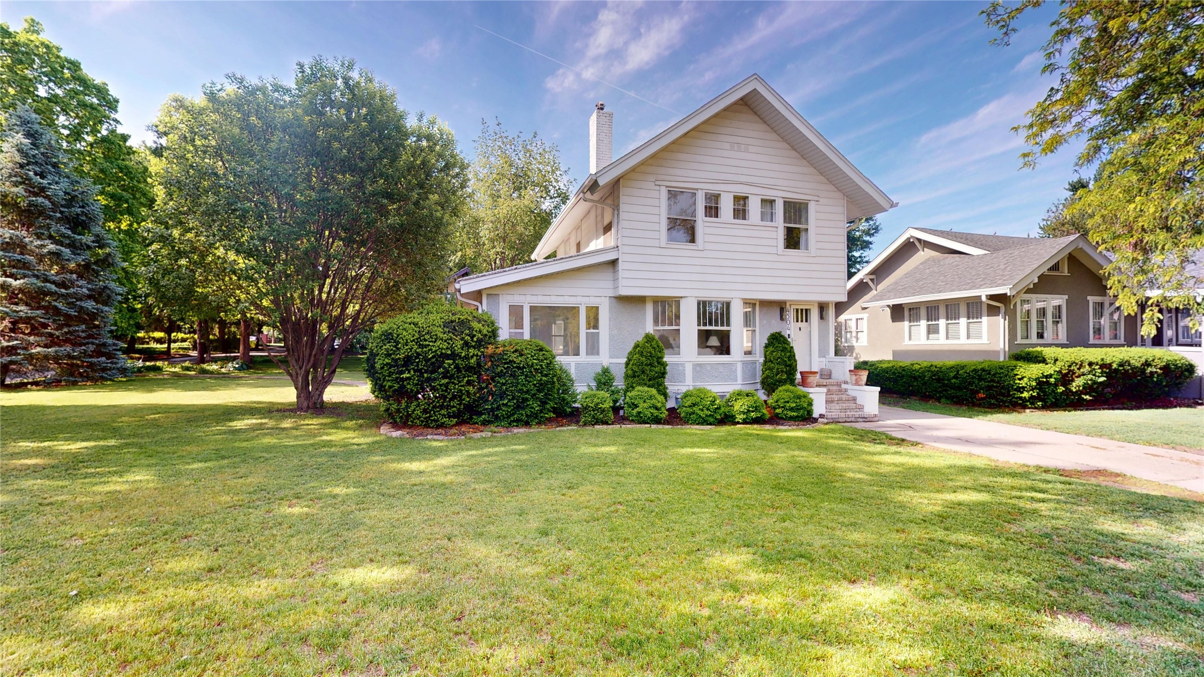 Photo 1 of 25 — 4504 Kingman Boulevard, Des Moines, IA 50311