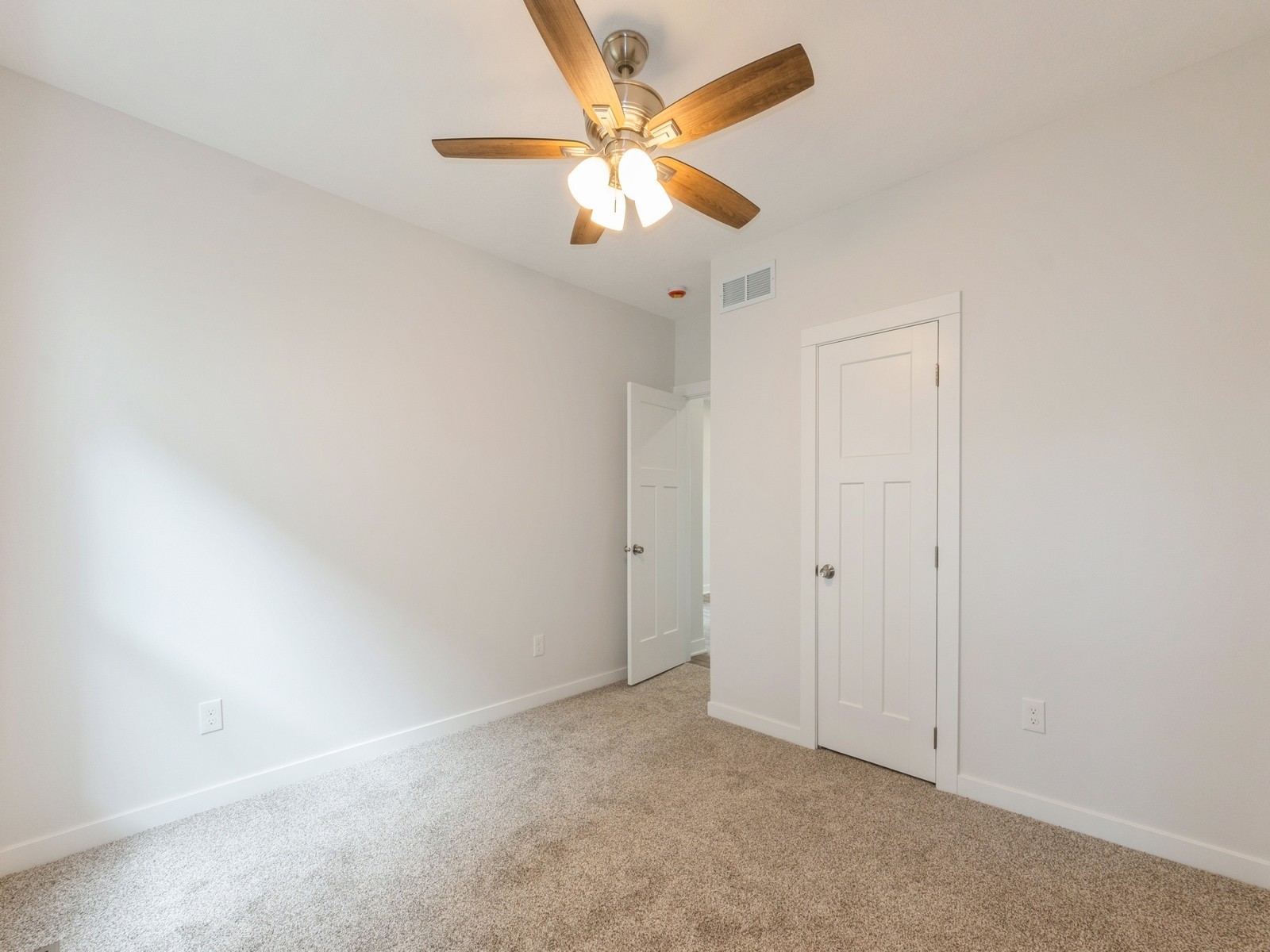 316 N Sherman Street, Stuart, Iowa image 13
