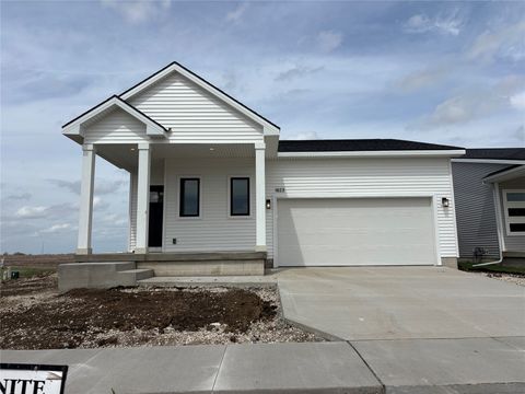 Homes For Sale - 1823 Gordon Court<br/> Warren County, Norwalk, IA 50211