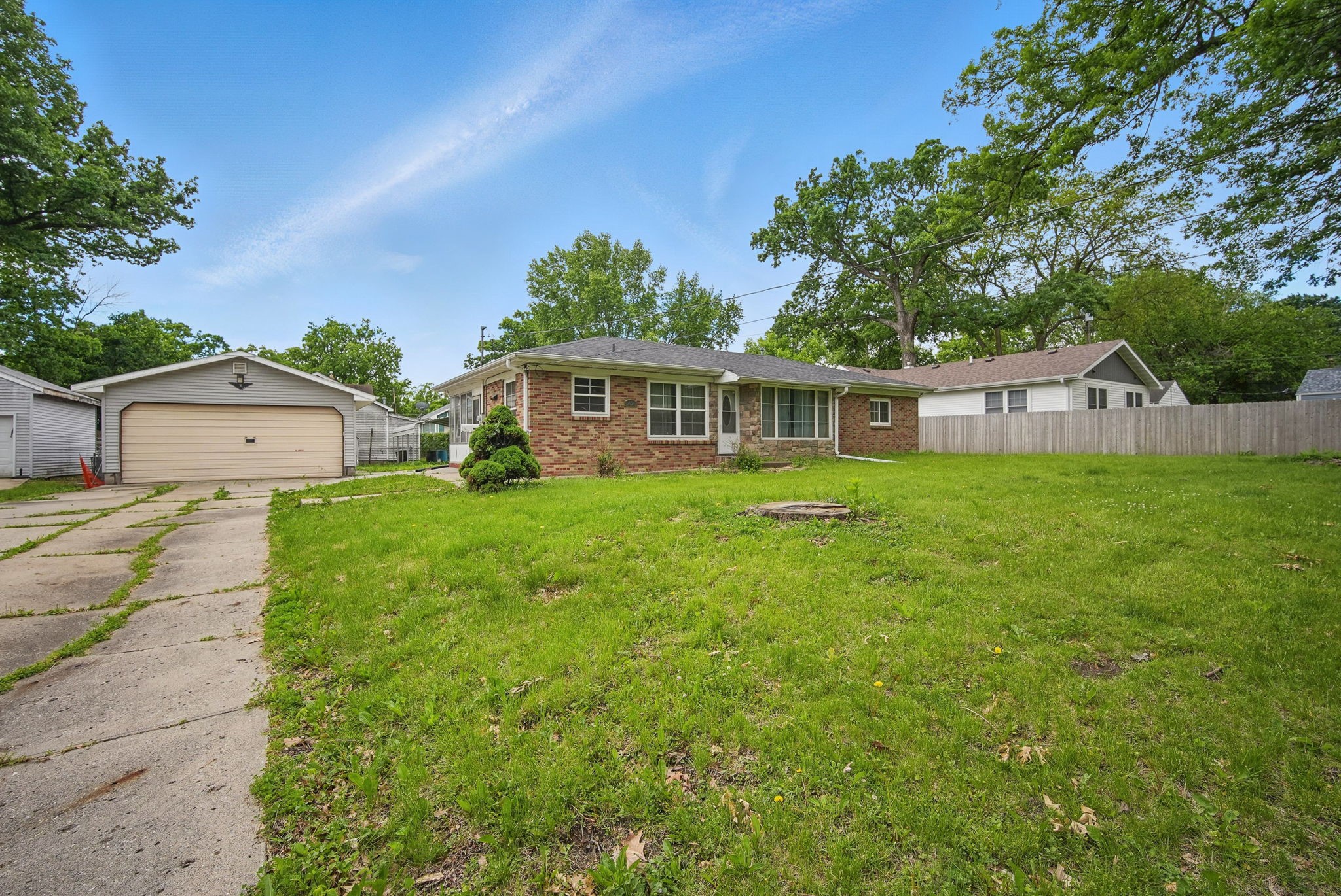 2620 Arnold Road, Des Moines, Iowa image 2