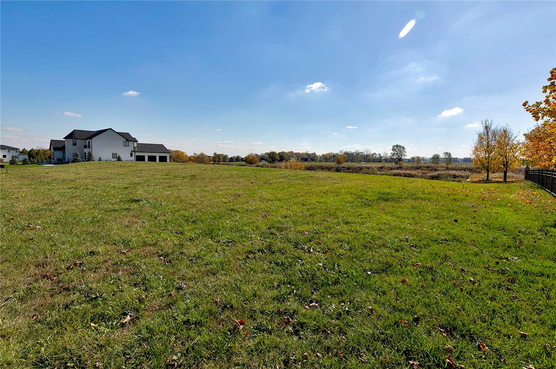 10108 Bella Strada Lane, Johnston, Iowa image 2