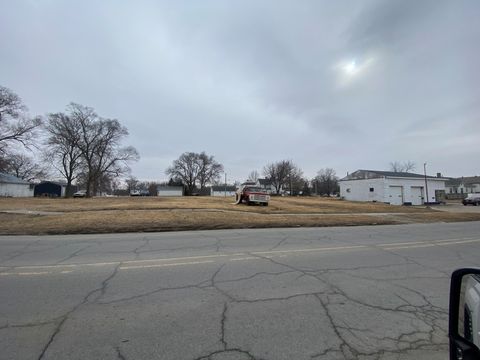 Vacant Land For Sale - 728 724 & 732 Court Avenue<br/> Chariton, IA 50049