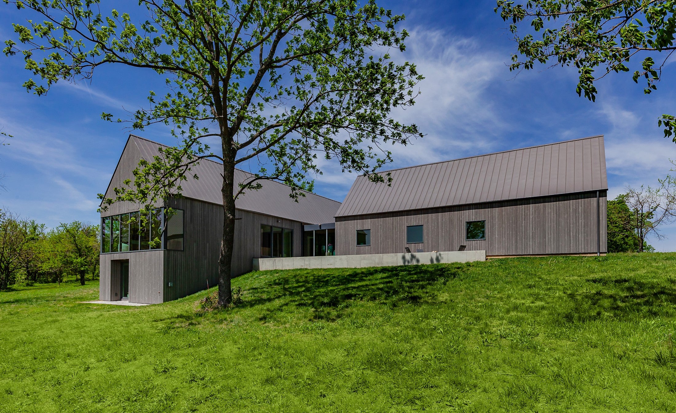 Van Meter, Iowa, 50261, United States, 3 Bedrooms Bedrooms, ,4 BathroomsBathrooms,Residential,Active,2032383
